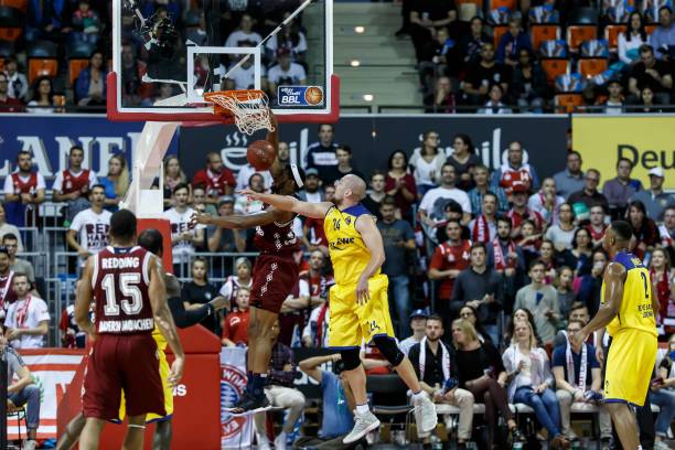 在其他豪门 在其他豪门