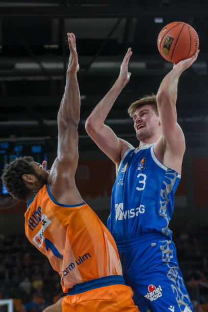 但这也是她 但这也是她